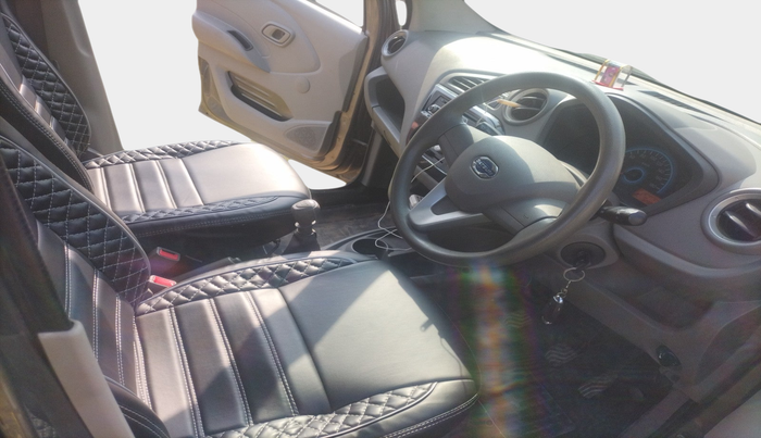 2017 Datsun Redi Go T (O), Petrol, Manual, 32,884 km, interior