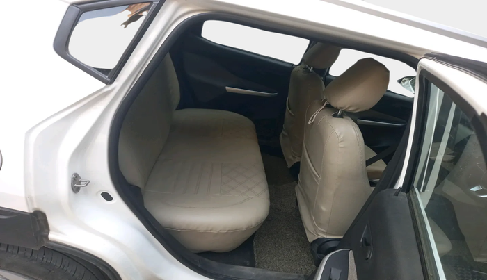 2023 Nissan MAGNITE XE, Petrol, Manual, 82,051 km, interior