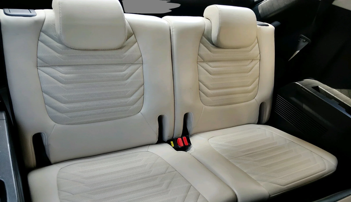 2023 KIA CARENS LUXURY PLUS 1.5 DIESEL AT 7 STR, Diesel, Automatic, 57,192 km, interior