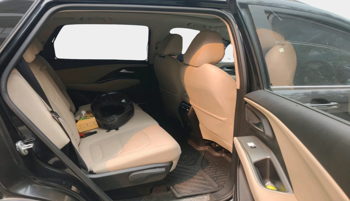 2023 MG HECTOR SAVVY PRO 1.5 TURBO CVT PETROL, Petrol, Automatic, 10,609 km, interior