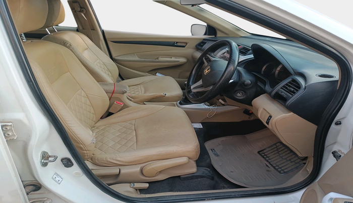 2011 Honda City 1.5L I-VTEC S MT, Petrol, Manual, 1,65,176 km, interior