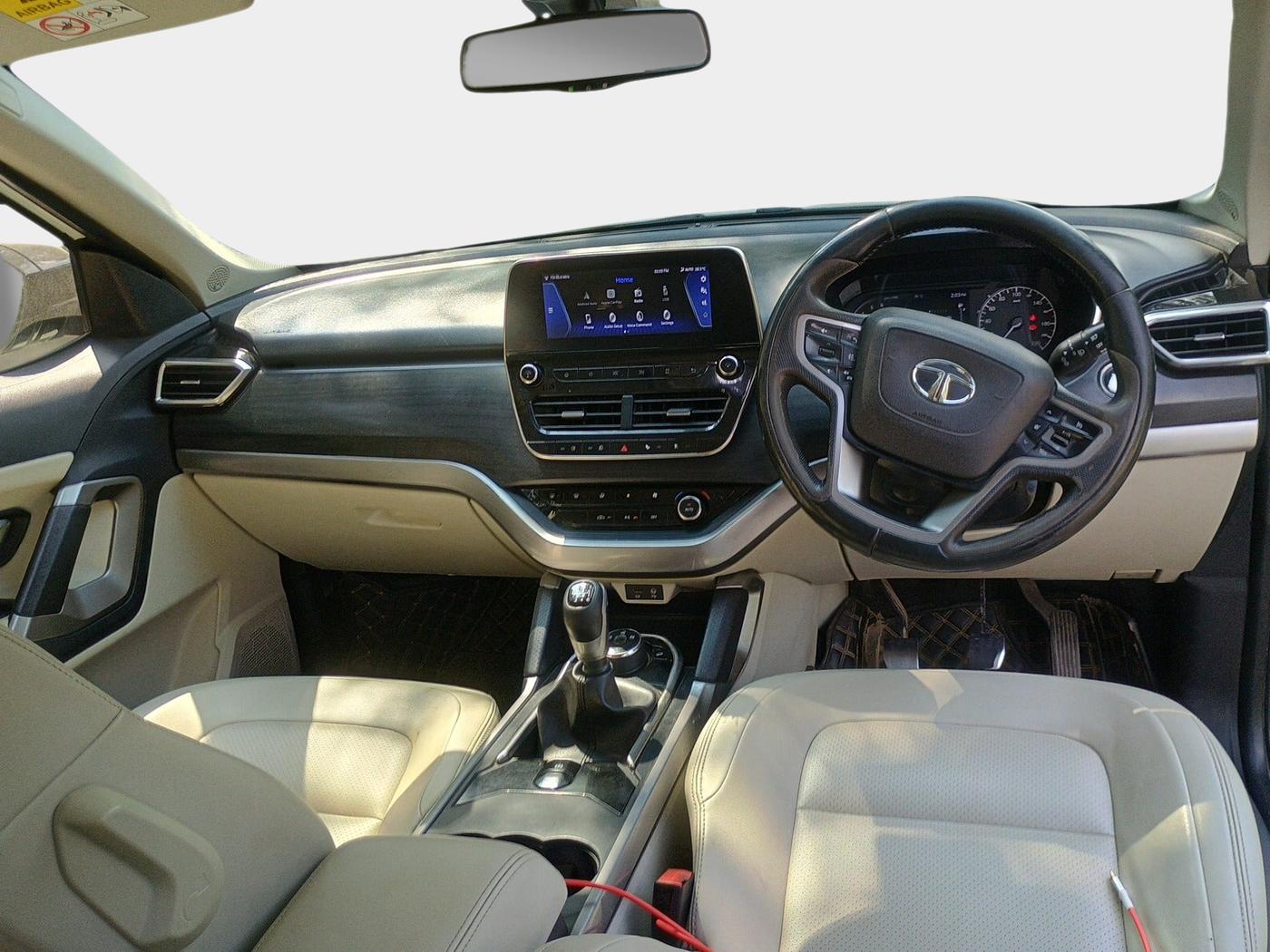 2021 Tata Safari XZ PLUS, Diesel, Manual, 1,00,038 km, interior