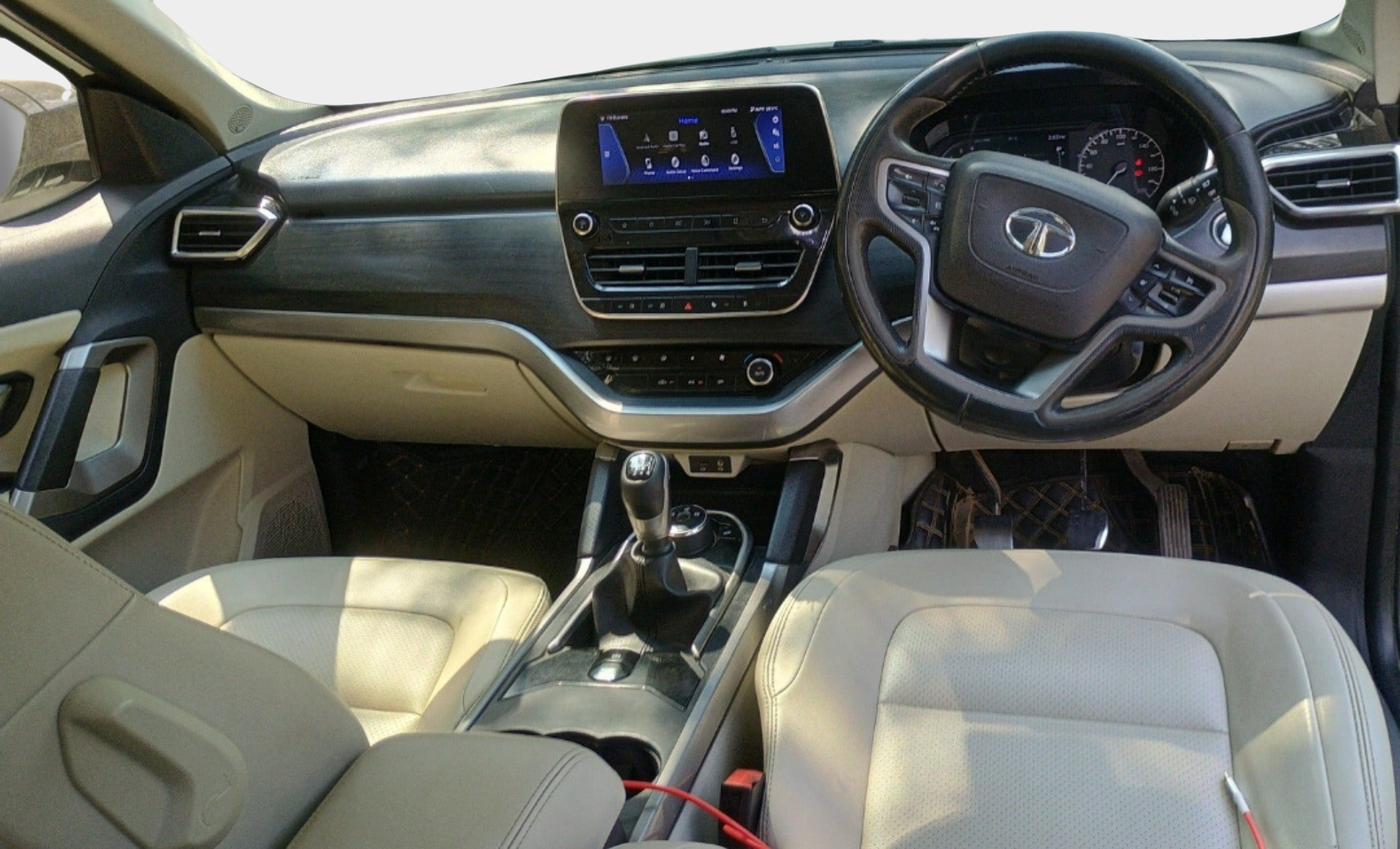 2021 Tata Safari XZ PLUS, Diesel, Manual, 1,00,038 km, interior