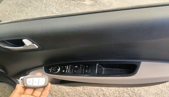 2014 Hyundai Grand i10 SPORTZ 1.2 KAPPA VTVT, Petrol, Manual, 75,584 km, interior