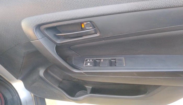 2020 Maruti Vitara Brezza VXI, Petrol, Manual, 39,456 km, interior