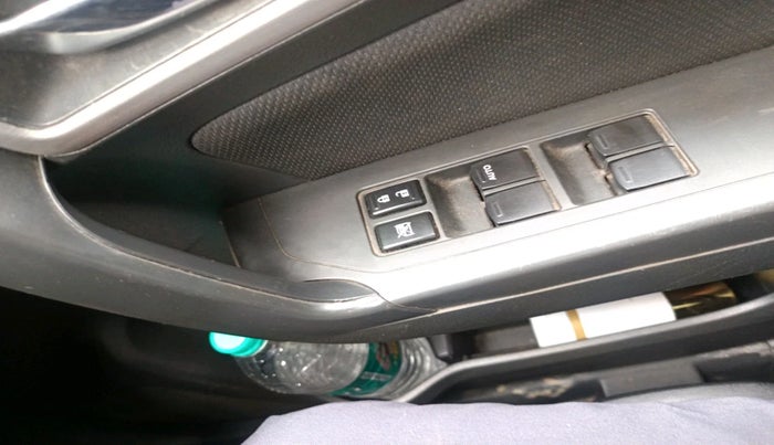 2017 Maruti Vitara Brezza ZDI PLUS, Diesel, Manual, 1,15,440 km, interior