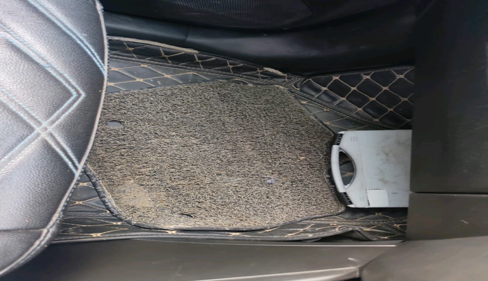 2019 Maruti Swift VDI, Diesel, Manual, 1,18,277 km, interior