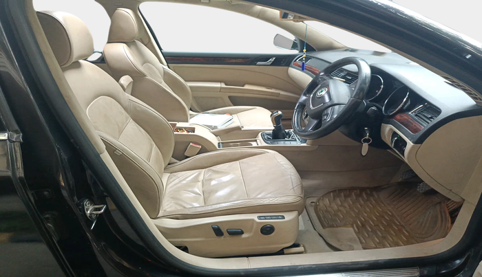 2010 Skoda Superb ELEGANCE 1.8 TSI MT, Petrol, Manual, 96,527 km, interior