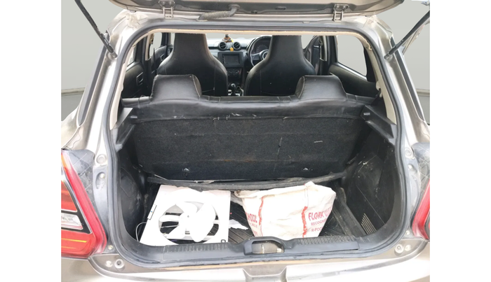 2021 Maruti Swift LXI, Petrol, Manual, 60,056 km, exterior