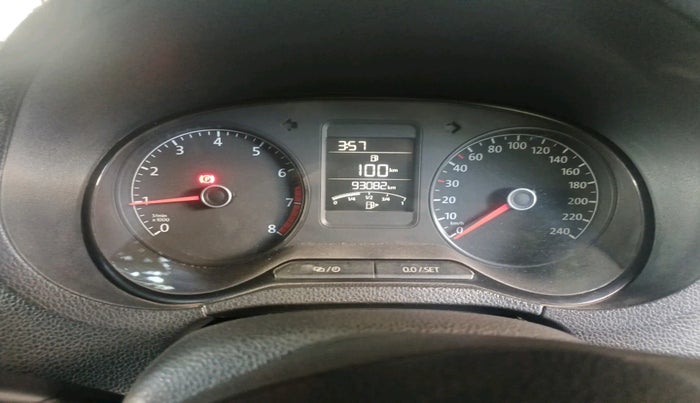 2014 Volkswagen Polo COMFORTLINE 1.2L, Petrol, Manual, 93,082 km, interior