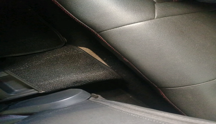 2014 Volkswagen Polo COMFORTLINE 1.2L, Petrol, Manual, 93,082 km, interior