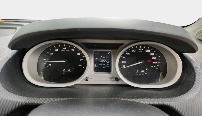 2016 Tata Tiago XZ PETROL, Petrol, Manual, 69,323 km, interior