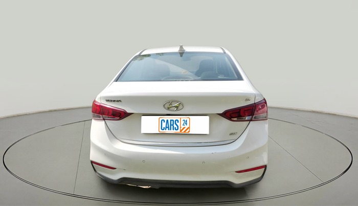 2018 Hyundai Verna 1.6 VTVT SX, Petrol, Manual, 1,36,962 km, exterior
