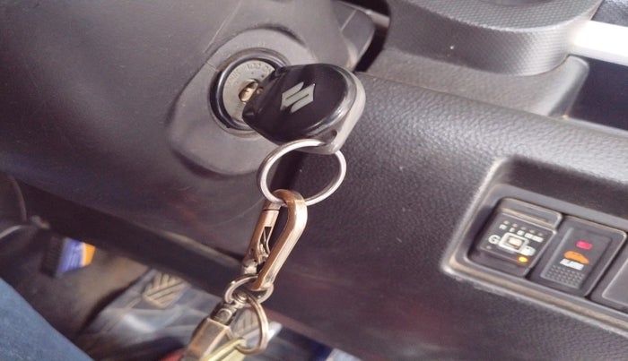 2016 Maruti Swift LXI (O), Petrol, Manual, 95,151 km, interior