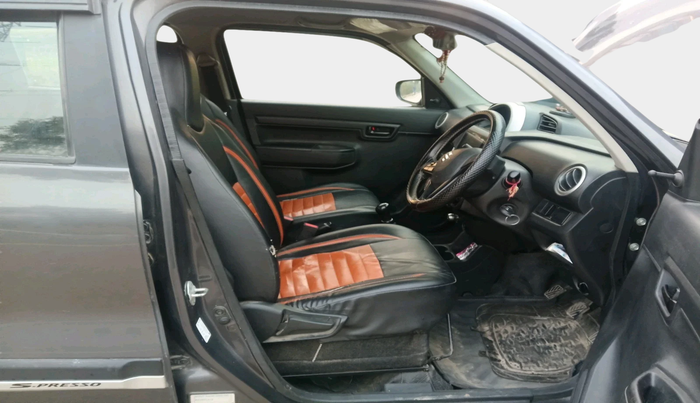2022 Maruti S PRESSO VXI+, Petrol, Manual, 1,01,971 km, interior