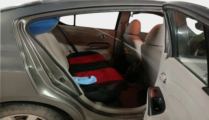 2011 Nissan Sunny XV PETROL, Petrol, Manual, 55,010 km, interior