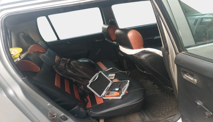 2011 Maruti Wagon R 1.0 LXI CNG, Petrol, Manual, 1,80,584 km, interior