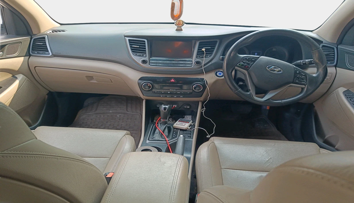 2017 Hyundai Tucson GLS 2WD AT PETROL, Petrol, Automatic, 1,25,231 km, interior