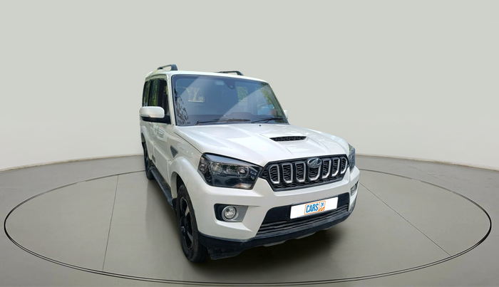 2018 Mahindra Scorpio S9, Diesel, Manual, 83,566 km, exterior
