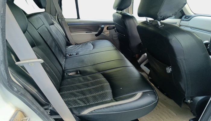 2018 Mahindra Scorpio S9, Diesel, Manual, 83,566 km, interior