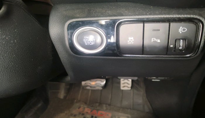 2022 KIA SONET GTX PLUS 1.0 DCT, Petrol, Automatic, 40,214 km, interior