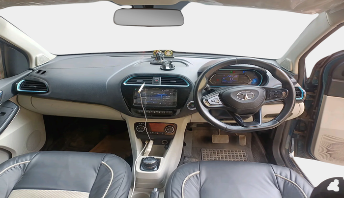 2023 Tata TIAGO EV XZ PLUS TECH LUX LONG RANGE, Electric, Automatic, 69,271 km, interior
