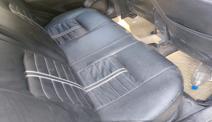 2014 Maruti Swift LXI (O), Petrol, Manual, 1,33,646 km, interior