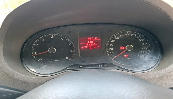 2011 Volkswagen Vento HIGHLINE PETROL AT, Petrol, Automatic, 1,24,345 km, interior