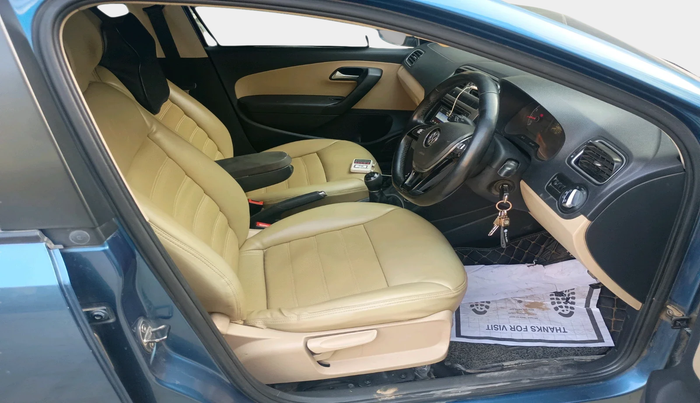 2016 Volkswagen Ameo HIGHLINE1.2L, Petrol, Manual, 63,805 km, interior