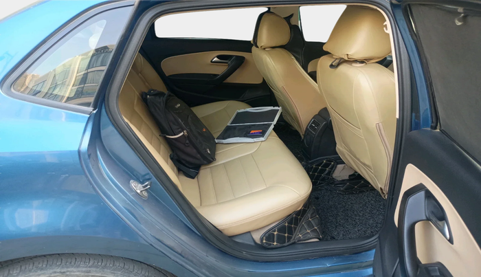 2016 Volkswagen Ameo HIGHLINE1.2L, Petrol, Manual, 63,805 km, interior