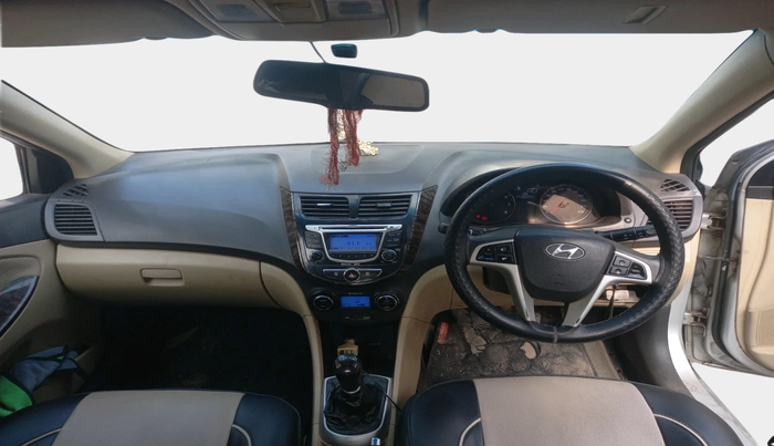 2012 Hyundai Verna FLUIDIC 1.6 VTVT EX, Petrol, Manual, 1,06,209 km, interior