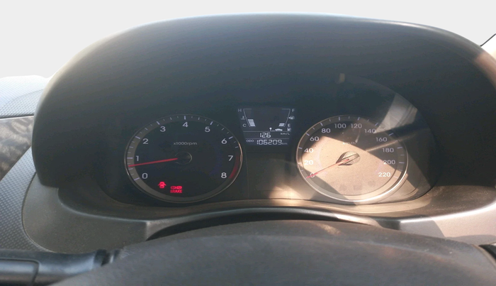 2012 Hyundai Verna FLUIDIC 1.6 VTVT EX, Petrol, Manual, 1,06,209 km, interior