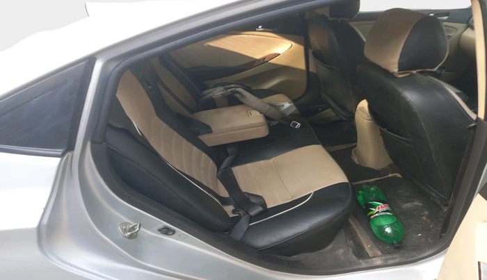 2012 Hyundai Verna FLUIDIC 1.6 VTVT EX, Petrol, Manual, 1,06,209 km, interior