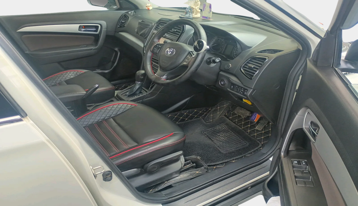 2022 Toyota URBAN CRUISER PREMIUM GRADE AT, Petrol, Automatic, 75,500 km, interior