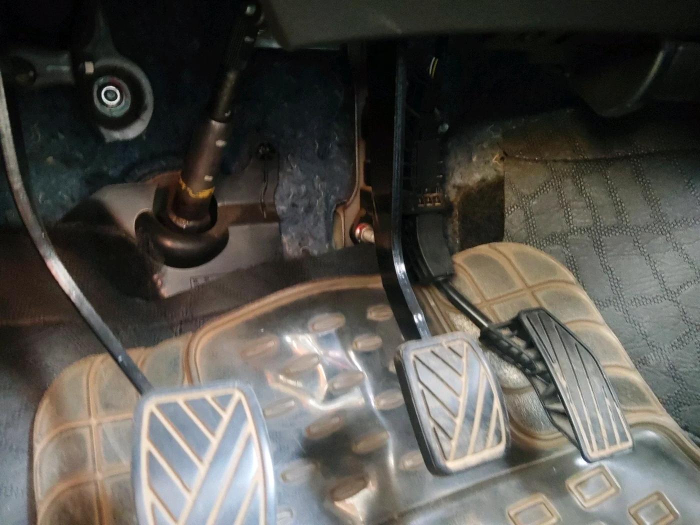2025 Maruti XL6 ZETA CNG, CNG, Manual, 25,585 km, interior