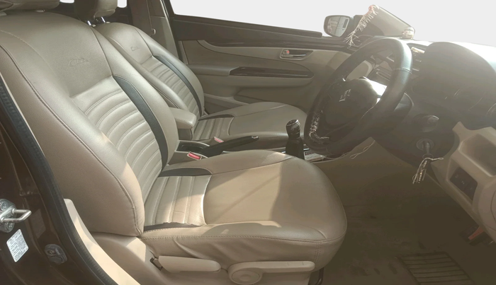 2016 Maruti Ciaz VDI+ SHVS, Diesel, Manual, 1,17,585 km, interior