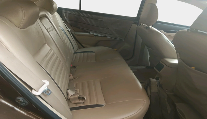 2016 Maruti Ciaz VDI+ SHVS, Diesel, Manual, 1,17,585 km, interior