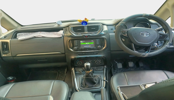 2018 Tata Hexa XM 4X2 7 STR, Diesel, Manual, 78,562 km, interior