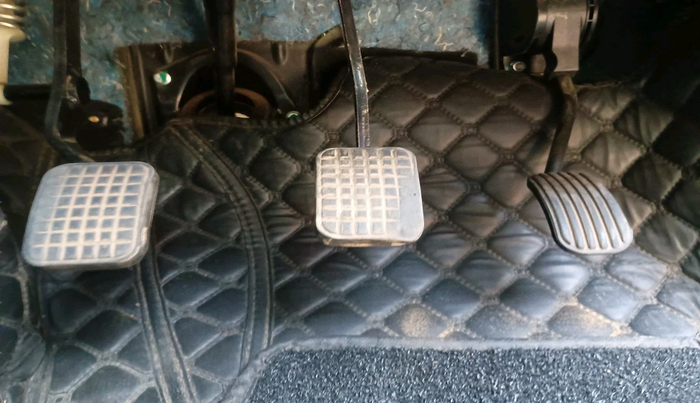 2018 Tata Hexa XM 4X2 7 STR, Diesel, Manual, 78,562 km, interior