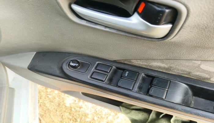 2016 Maruti Celerio ZXI AMT, Petrol, Automatic, 2,27,055 km, interior