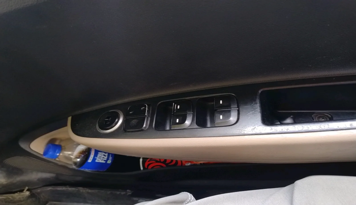 2015 Hyundai Grand i10 MAGNA 1.2 KAPPA VTVT, Petrol, Manual, 1,89,000 km, interior