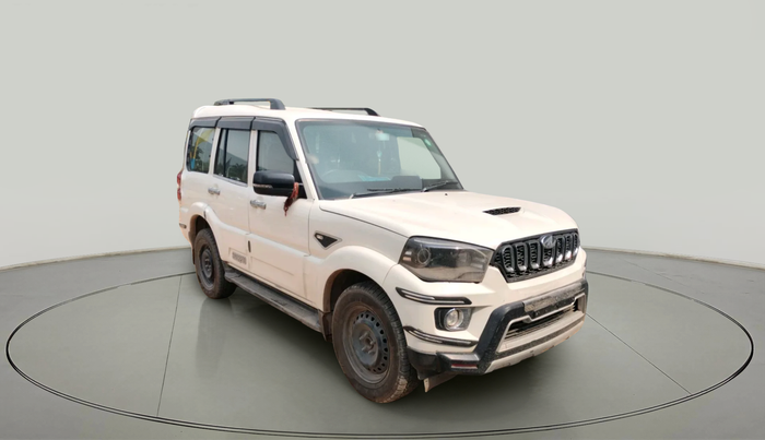 2018 Mahindra Scorpio S7, Diesel, Manual, 78,369 km, exterior