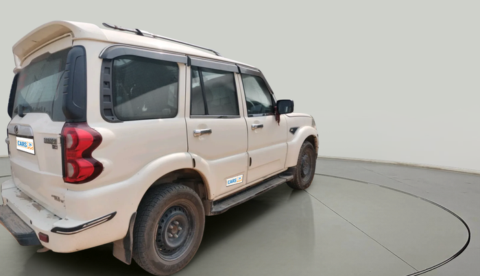2018 Mahindra Scorpio S7, Diesel, Manual, 78,369 km, exterior
