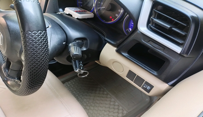 2016 Honda Amaze 1.5L I-DTEC SX, Diesel, Manual, 75,612 km, interior