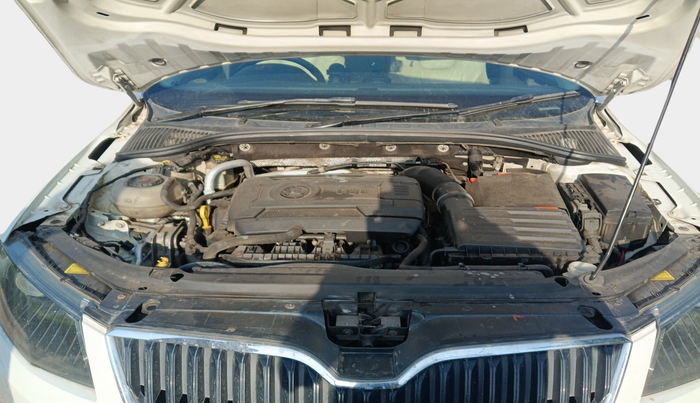 2015 Skoda Octavia ELEGANCE 1.8 TSI AT, Petrol, Automatic, 73,976 km, exterior