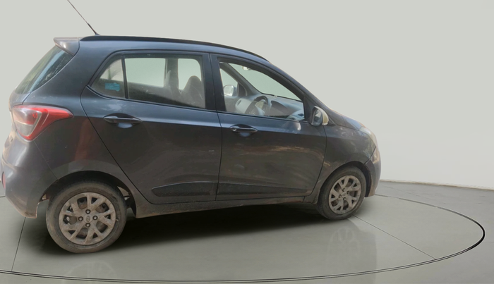 2017 Hyundai Grand i10 SPORTZ (O) 1.2 U2 CRDI, Diesel, Manual, 1,02,272 km, exterior