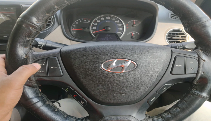 2017 Hyundai Grand i10 SPORTZ (O) 1.2 U2 CRDI, Diesel, Manual, 1,02,272 km, interior