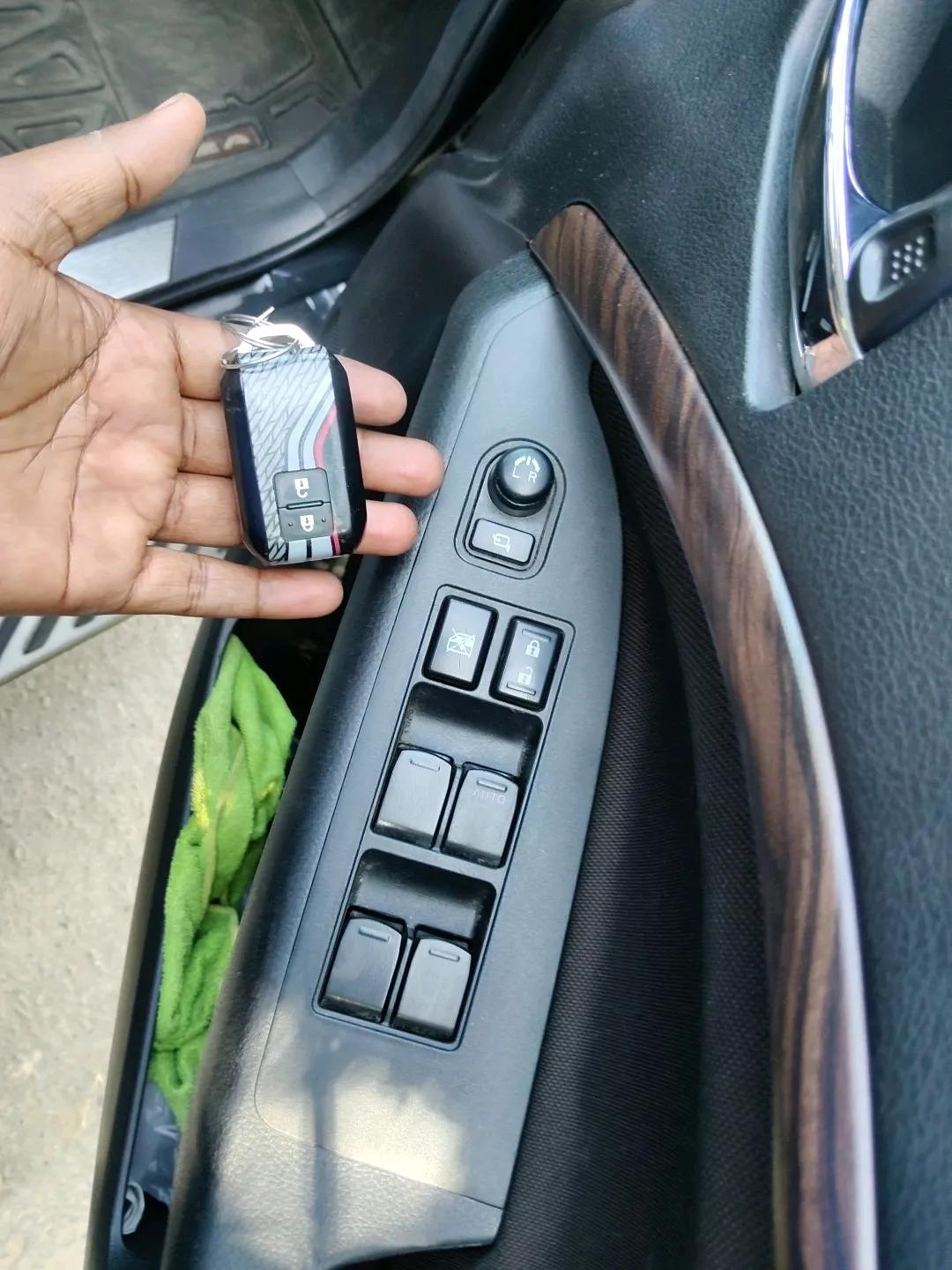 2024 Maruti BREZZA ZXI S-CNG, Petrol, Manual, 36,000 km, interior