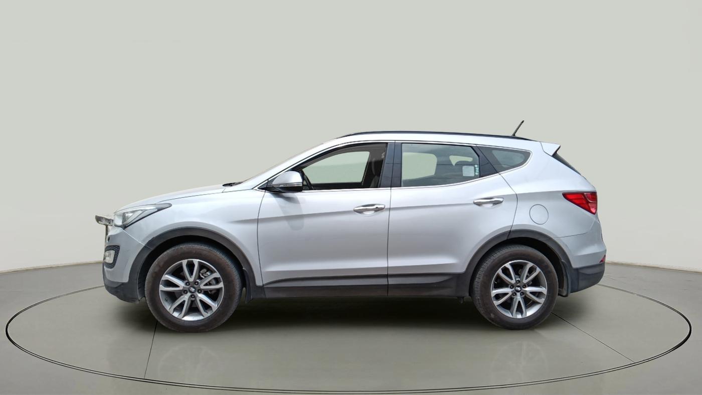 2015 Hyundai Santa Fe 2 WD AT, Diesel, Automatic, 58,993 km, exterior