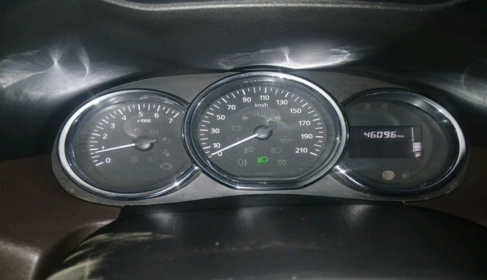 2017 Nissan Terrano XL (P), Petrol, Manual, 46,096 km, interior